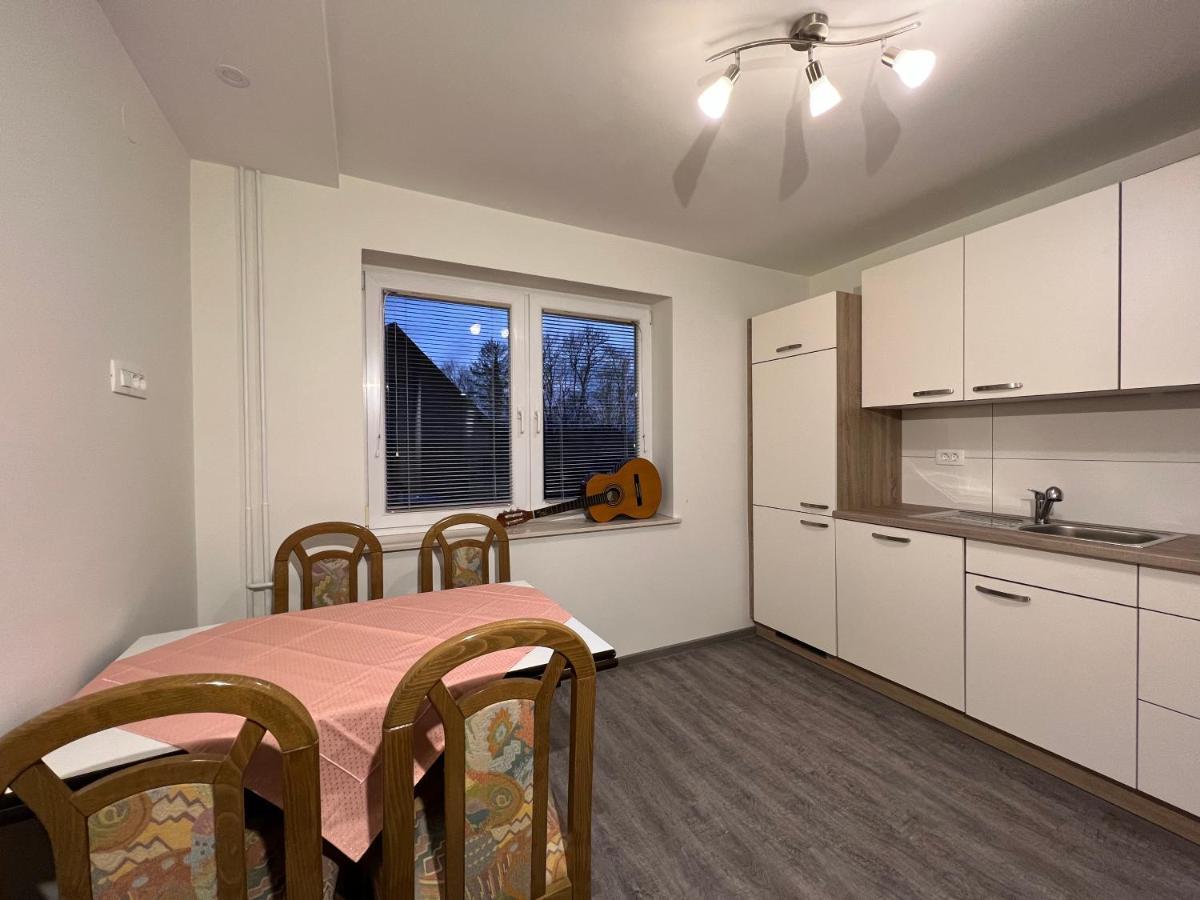 Mici'S Apartments Visoko  Екстер'єр фото