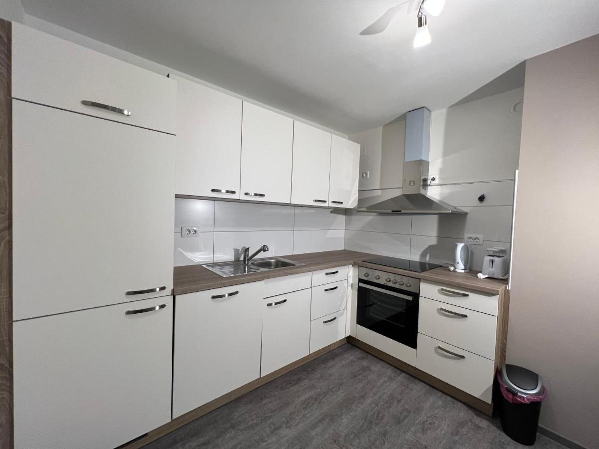 Mici'S Apartments Visoko  Екстер'єр фото