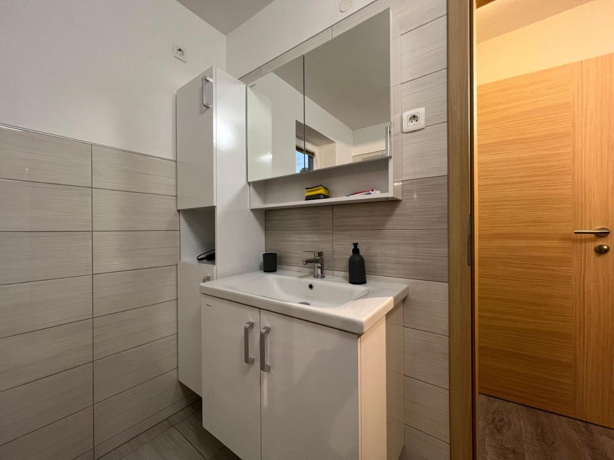 Mici'S Apartments Visoko  Екстер'єр фото